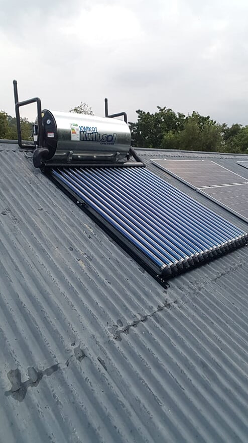 kwikot-200l-on-roof-solar-geyser-groenkloof-pretoria-zero-footprint